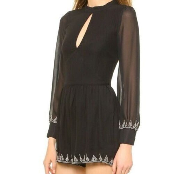SALE  HOUSE OF HARLOW 1960 x REVOLVE Black ‘Hendrix’ Romper - Picture 3 of 5